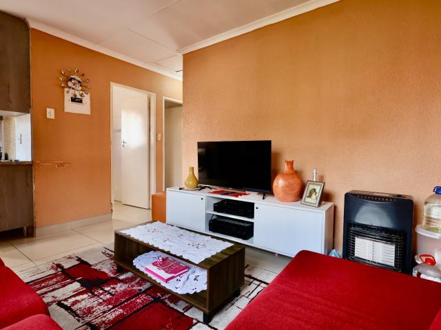 2 Bedroom Townhouse For Sale in Ormonde