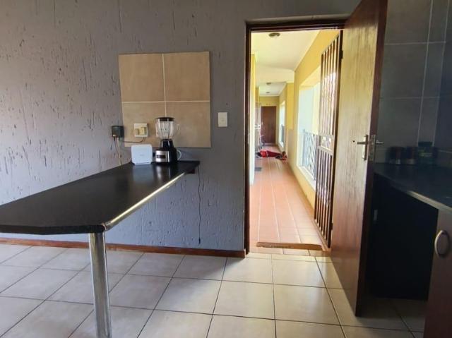 2 Bedroom Townhouse For Sale in Ormonde View
