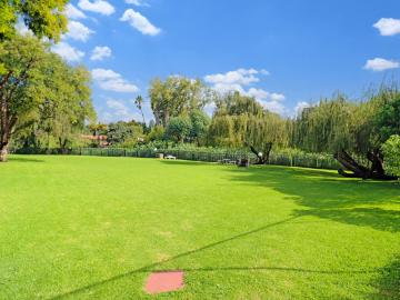 2 Bedroom Townhouse For Sale in Atholl Gardens