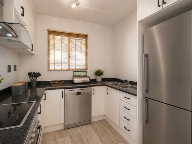 2 Bedroom Townhouse For Sale in Allen's Nek