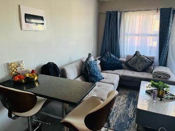 2 Bedroom Townhouse For Sale in Alveda