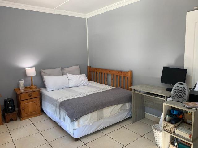 2 Bedroom Townhouse For Sale in Amanzimtoti