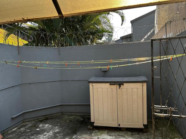 2 Bedroom Townhouse For Sale in Amanzimtoti