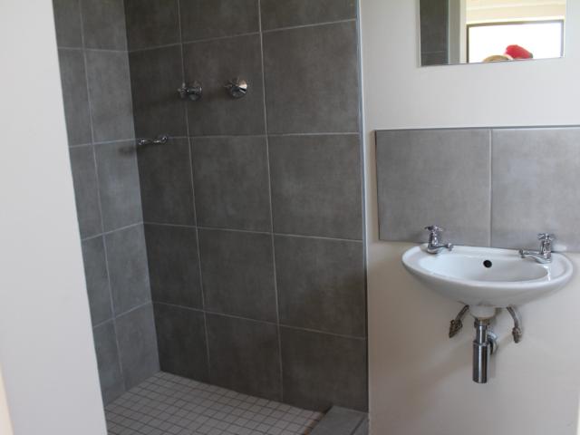 2 Bedroom Townhouse For Sale in Amalinda