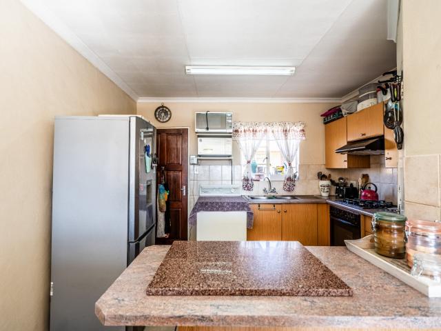 2 Bedroom Townhouse For Sale in Amberfield