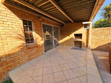 2 Bedroom Townhouse For Sale in Amberfield