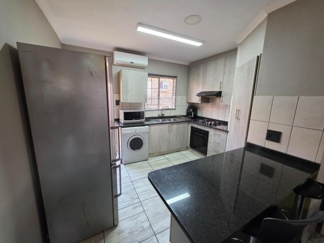 2 Bedroom Townhouse For Sale in Amberfield Heights