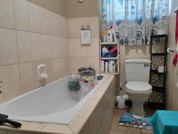 2 Bedroom Townhouse For Sale in Arborpark