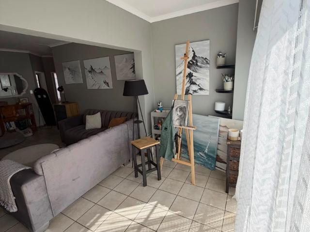 2 Bedroom Townhouse For Sale in Baillie Park