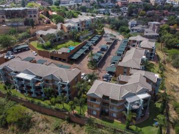 2 Bedroom Townhouse For Sale in Bassonia