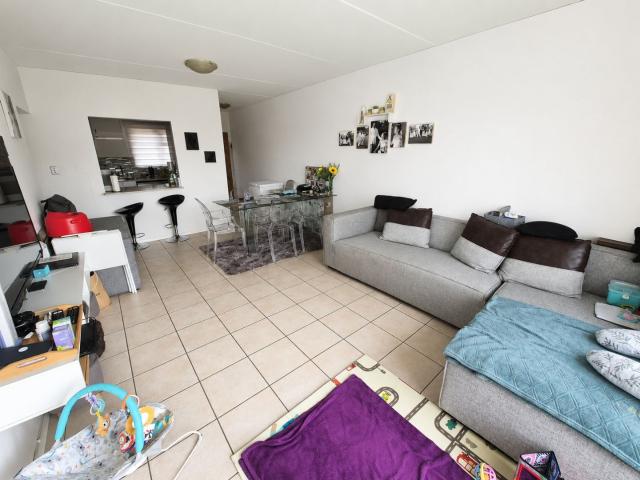 2 Bedroom Townhouse For Sale in Bassonia