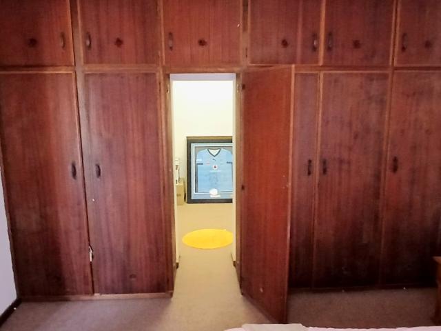 2 Bedroom Townhouse For Sale in Beacon Bay