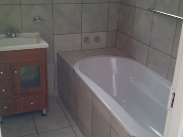 2 Bedroom Townhouse For Sale in Bedford Gardens