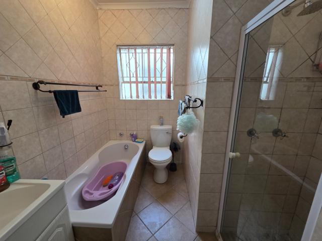 2 Bedroom Townhouse For Sale in Benoni Central