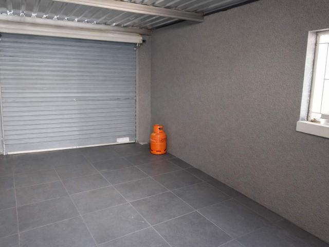 2 Bedroom Townhouse For Sale in Bendor