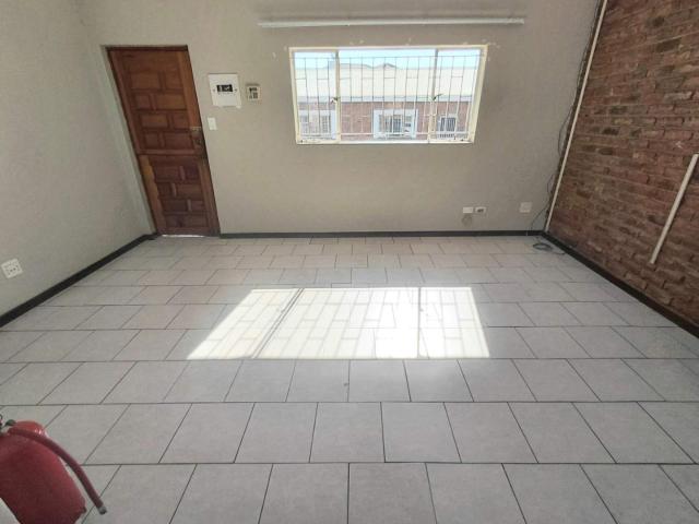2 Bedroom Townhouse For Sale in Bendor