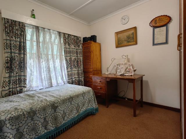 2 Bedroom Townhouse For Sale in Bisley