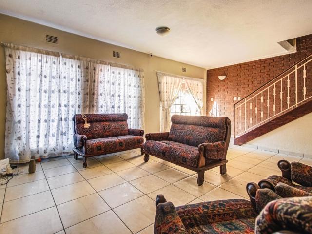 2 Bedroom Townhouse For Sale in Boksburg South