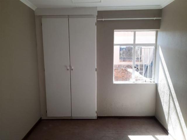 2 Bedroom Townhouse For Sale in Bonaero Park