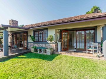 2 Bedroom Townhouse For Sale in Bothas Hill