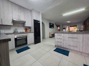 Townhouse for sale in Vosloorus - Garden