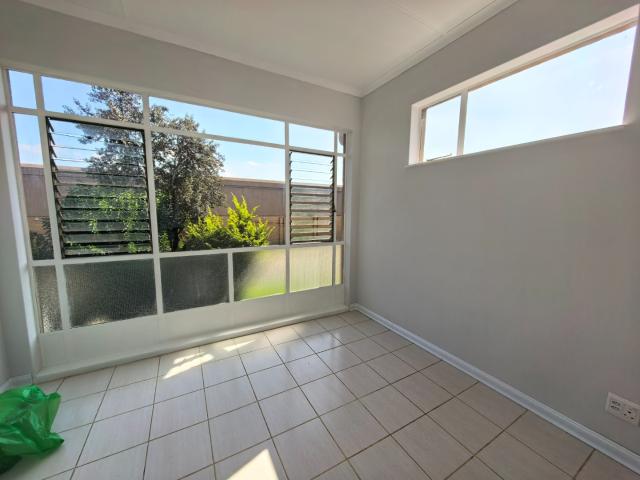 2 Bedroom Townhouse For Sale in Brackenhurst