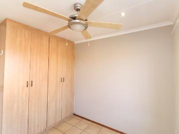 2 Bedroom Townhouse For Sale in Brentwood Park