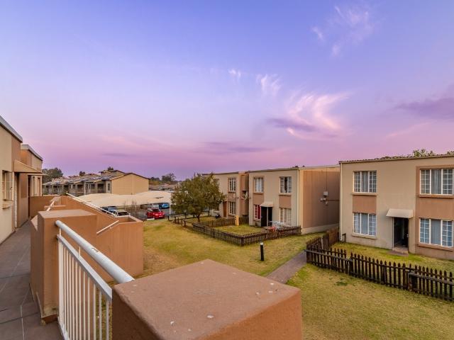 2 Bedroom Townhouse For Sale in Brentwood Park