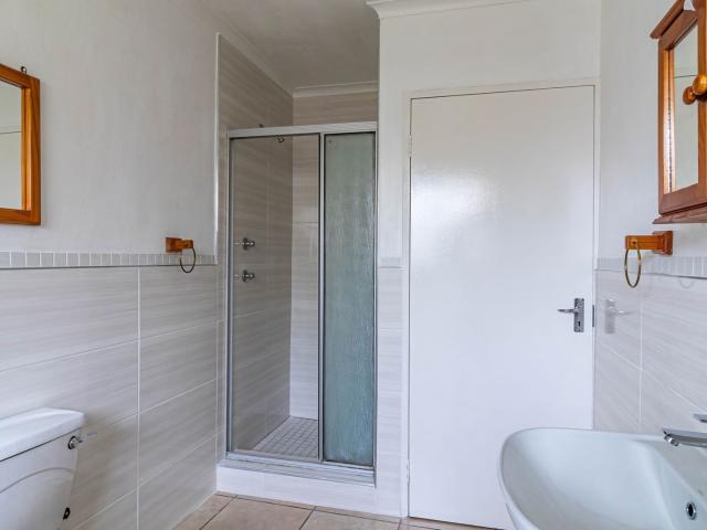 2 Bedroom Townhouse For Sale in Breaunanda