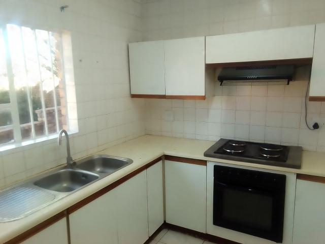 2 Bedroom Townhouse For Sale in Bruma