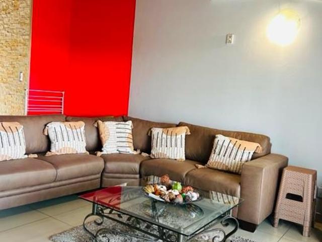 2 Bedroom Townhouse For Sale in Bryanston