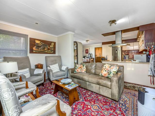 2 Bedroom Townhouse For Sale in Bryanston