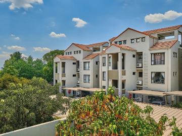 2 Bedroom Townhouse For Sale in Bryanston