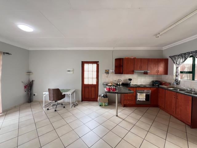 2 Bedroom Townhouse For Sale in Cullinan