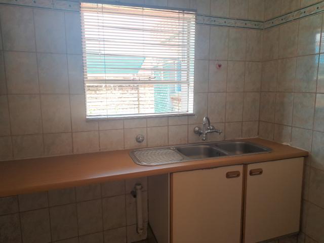 2 Bedroom Townhouse For Sale in Carletonville Central