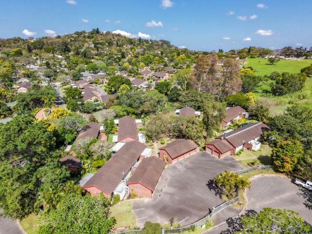 2 Bedroom Townhouse For Sale in Cowies Hill Park
