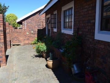 Heuwelsig, Mangaung Metropolitan Municipality, Masilonyana Local Municipality, Lejweleputswa District Municipality, North West