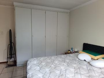 2 Bedroom Townhouse For Sale in Die Hoewes
