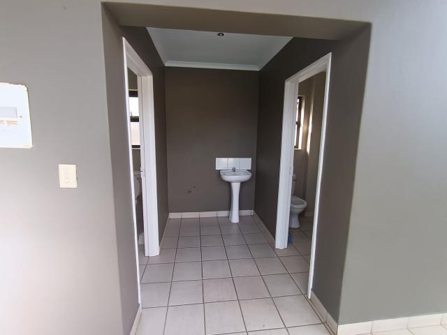2 Bedroom Townhouse For Sale in Eveleigh
