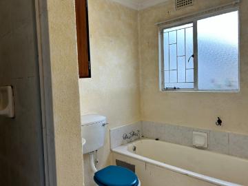 2 Bedroom Townhouse For Sale in Eden Glen