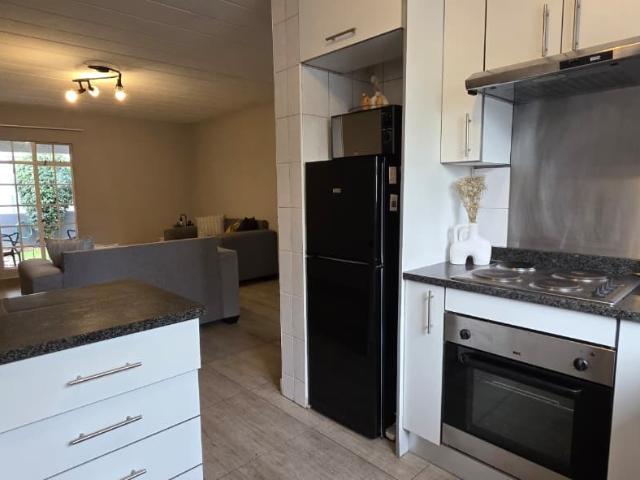 2 Bedroom Townhouse For Sale in Eden Glen