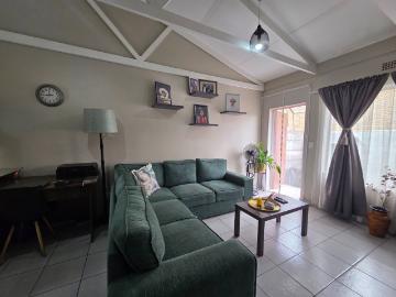 2 Bedroom Townhouse For Sale in Elandshaven