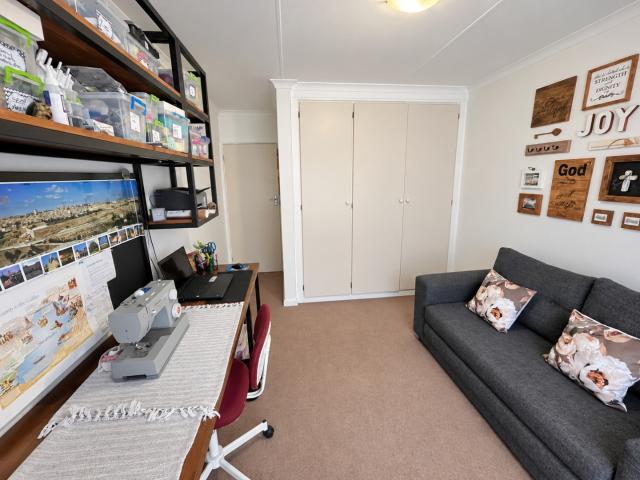 2 Bedroom Townhouse For Sale in Eldoraigne