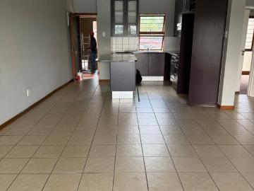 2 Bedroom Townhouse For Sale in Emfuleni Golf Estate