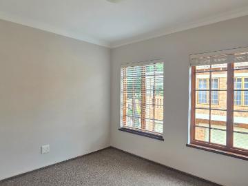 2 Bedroom Townhouse For Sale in Equestria