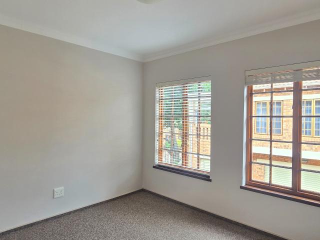2 Bedroom Townhouse For Sale in Equestria