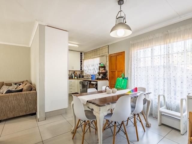 2 Bedroom Townhouse For Sale in Equestria