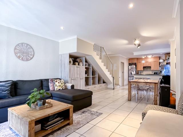 2 Bedroom Townhouse For Sale in Fairmount