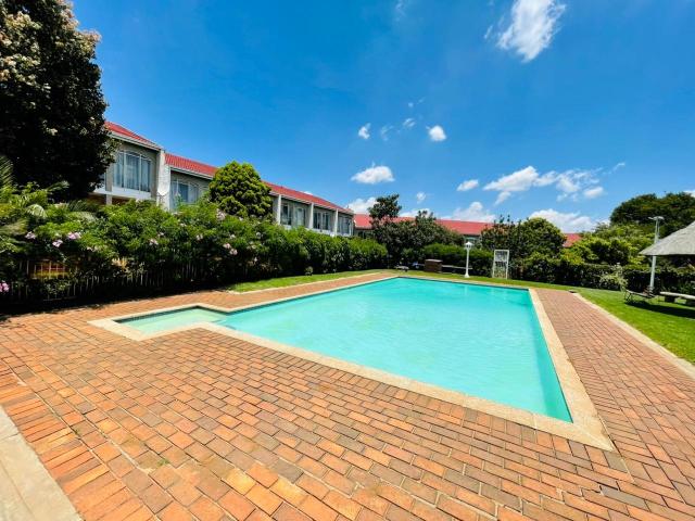 2 Bedroom Townhouse For Sale in Haddon