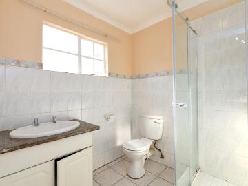2 Bedroom Townhouse For Sale in Halfway Gardens